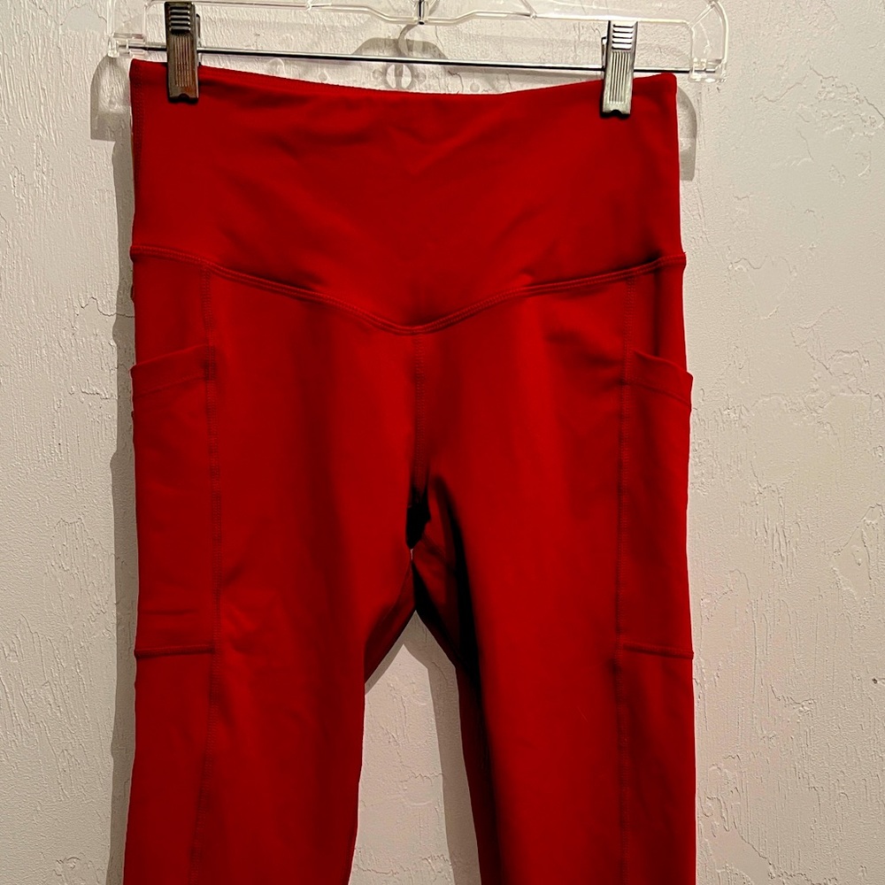 Born Primitive Rise & Grind leggings with pockets